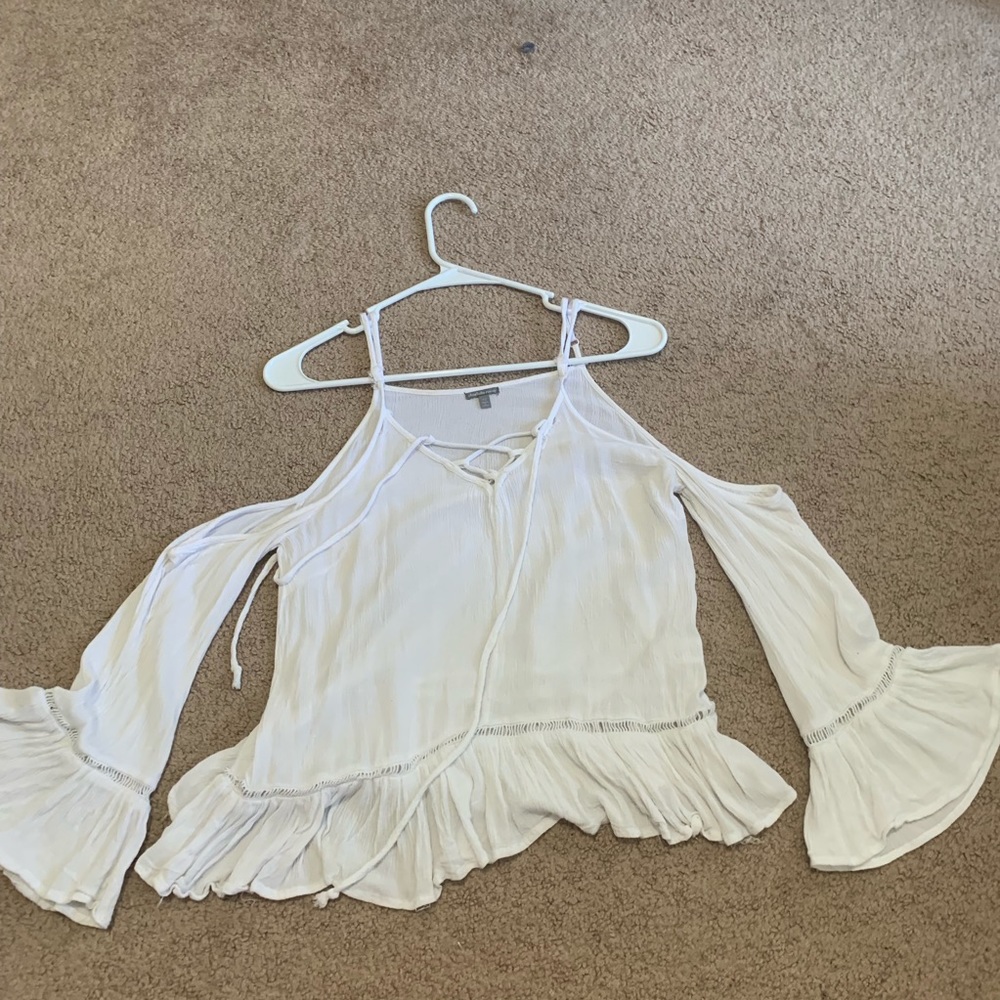 Shoulderless Top